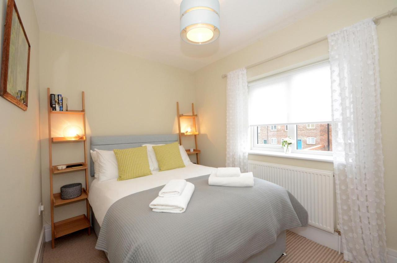 The Mews - 2 Bedroom Luxury, Spacious House With Free Parking * York